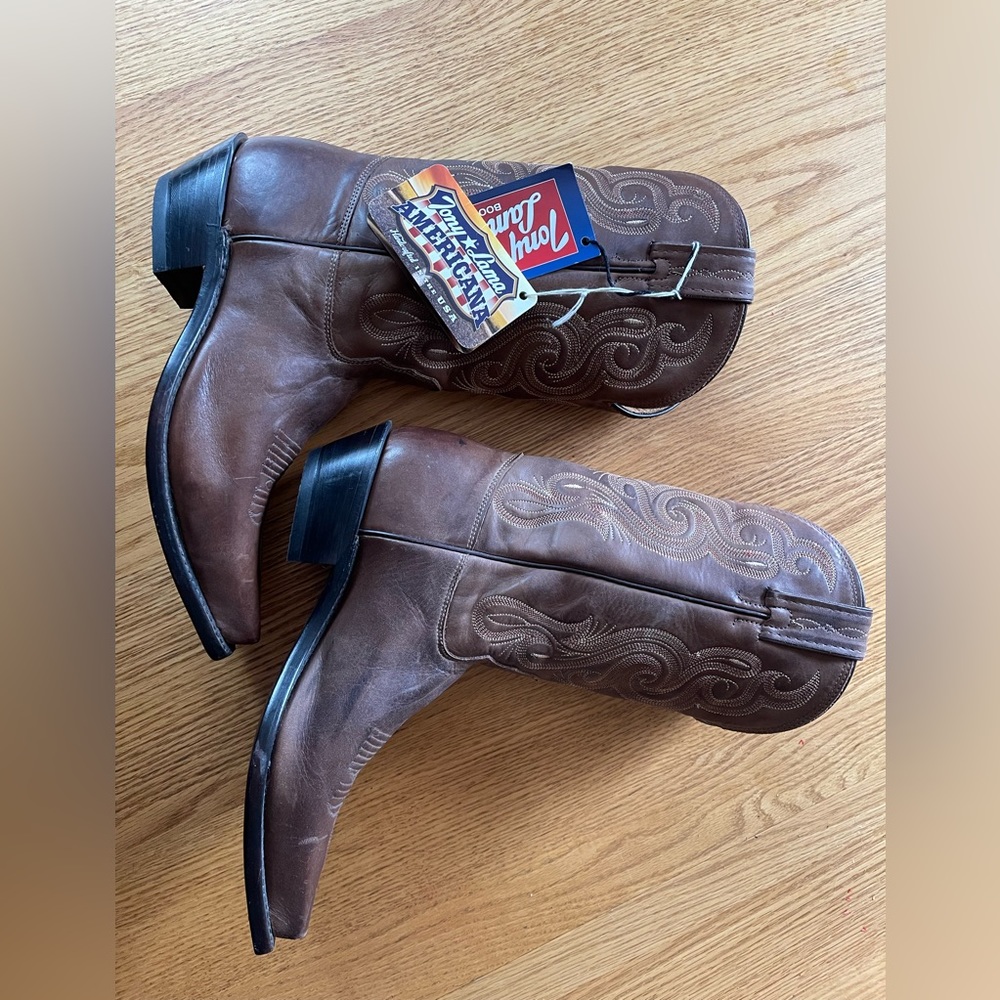 NWT Tony Lama women’s cowboy boots